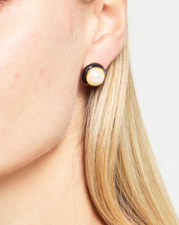 Round Pearl Enamel Stud Earrings