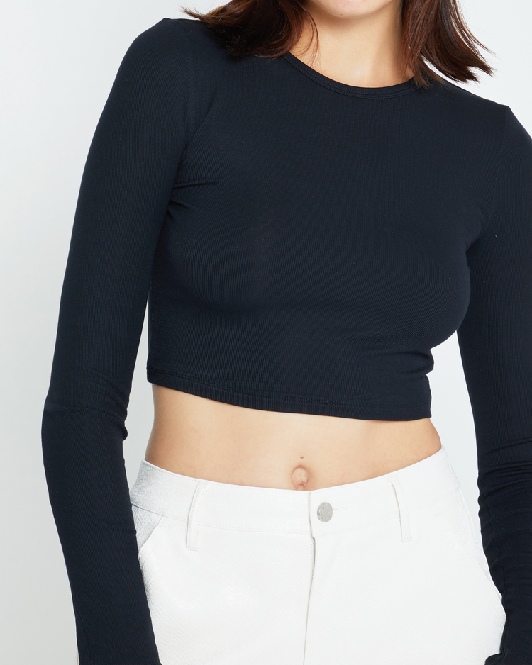 Weekend Cropped Longsleeve